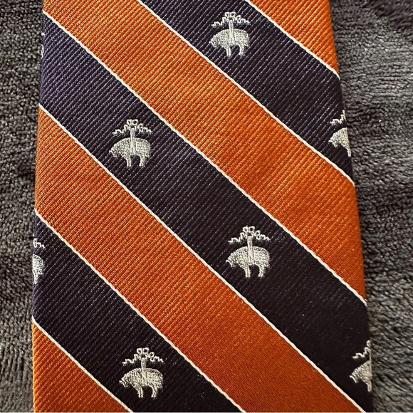 Brooks Brothers Makers and Merchants 100% Silk Tie Orange Striped - Picture 5 of 6